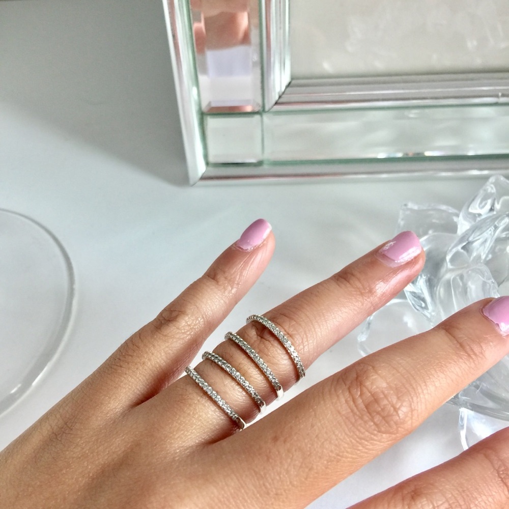 Helzberg thin diamond bands